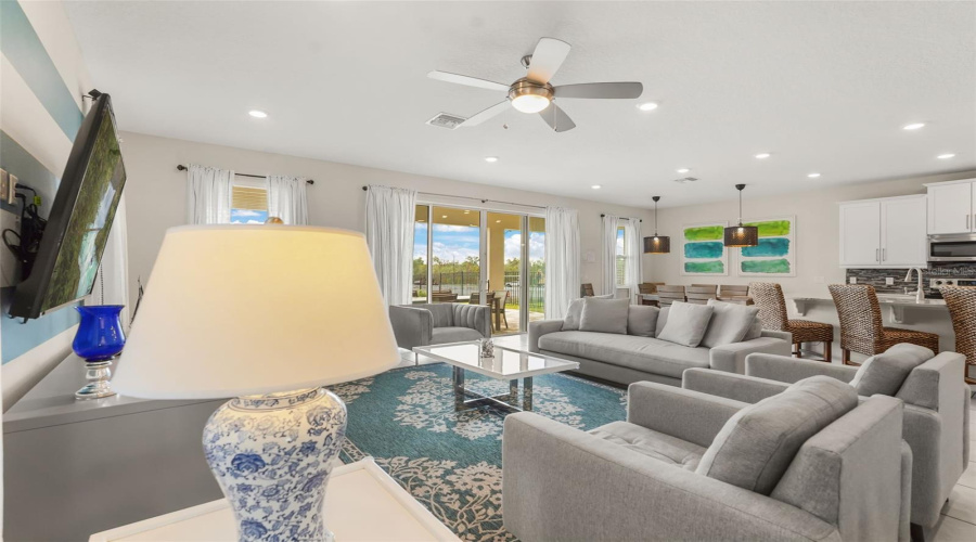 Kissimmee, Florida 34747, 4 Bedroom Bedrooms, ,3 Bathroombathrooms,Residential,For Sale,Westland,0,Mfro6450540