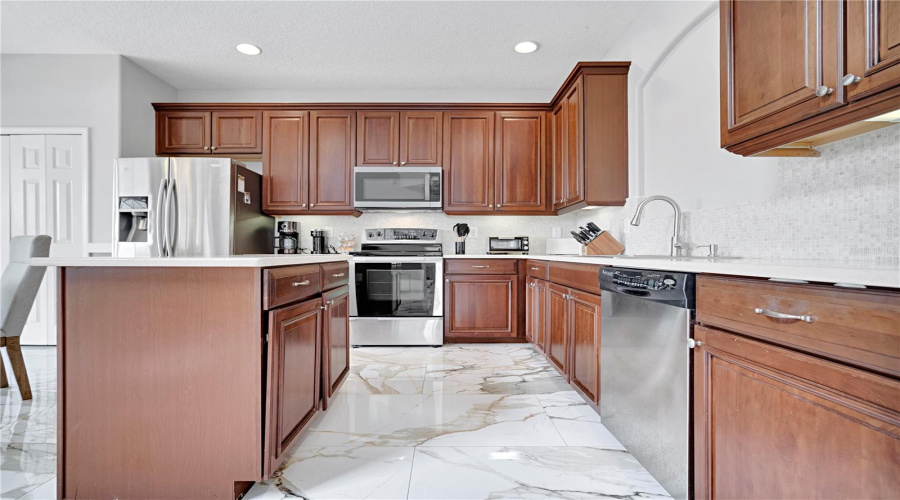 Kissimmee, Florida 34746, 5 Bedroom Bedrooms, ,4 Bathroombathrooms,Residential,For Sale,Boating,0,Mfrtb8529270
