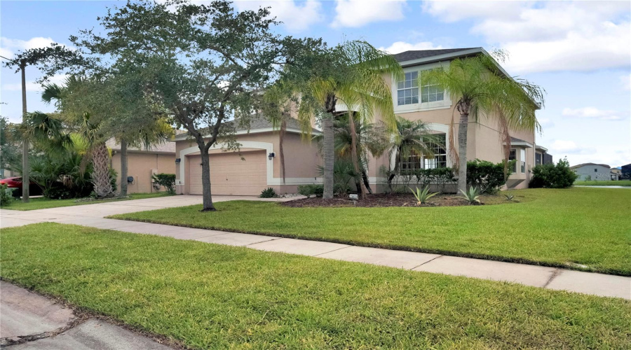 Kissimmee, Florida 34746, 5 Bedroom Bedrooms, ,4 Bathroombathrooms,Residential,For Sale,Boating,0,Mfrtb8529270