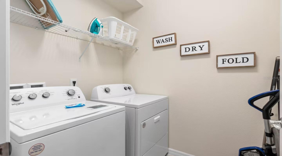 Davenport, Florida 33837, 7 Bedroom Bedrooms, ,5 Bathroombathrooms,Residential,For Sale,Oakmoss,0,Mfro6449287