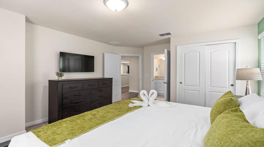 Davenport, Florida 33837, 7 Bedroom Bedrooms, ,5 Bathroombathrooms,Residential,For Sale,Oakmoss,0,Mfro6449287