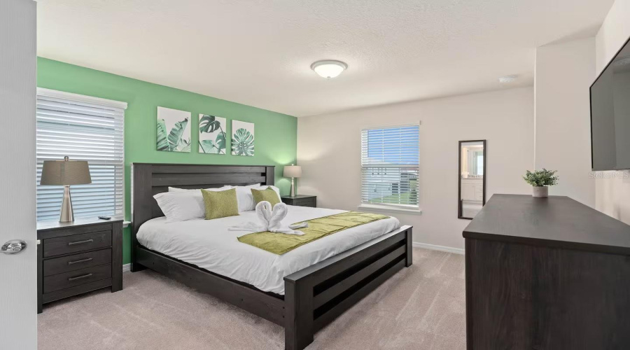 Davenport, Florida 33837, 7 Bedroom Bedrooms, ,5 Bathroombathrooms,Residential,For Sale,Oakmoss,0,Mfro6449287