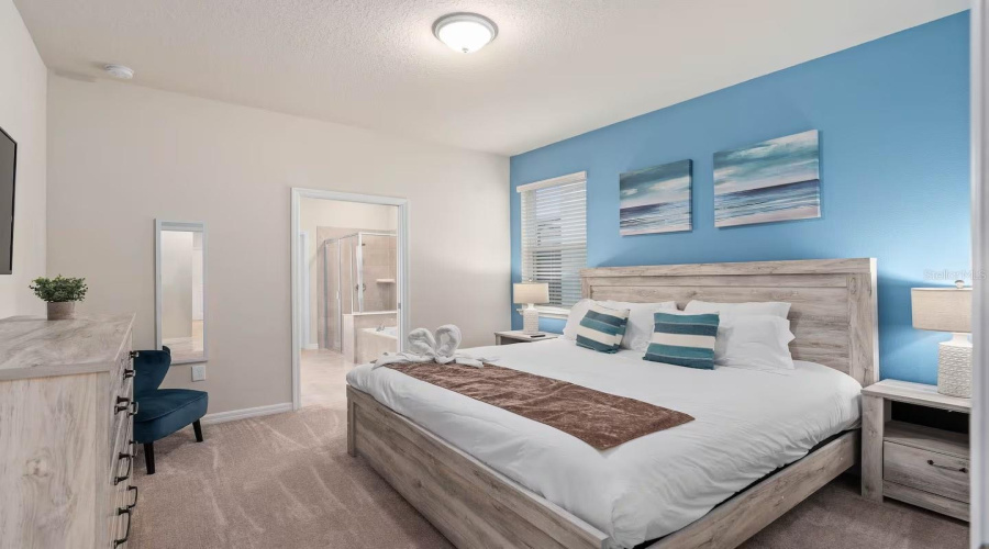 Davenport, Florida 33837, 7 Bedroom Bedrooms, ,5 Bathroombathrooms,Residential,For Sale,Oakmoss,0,Mfro6449287