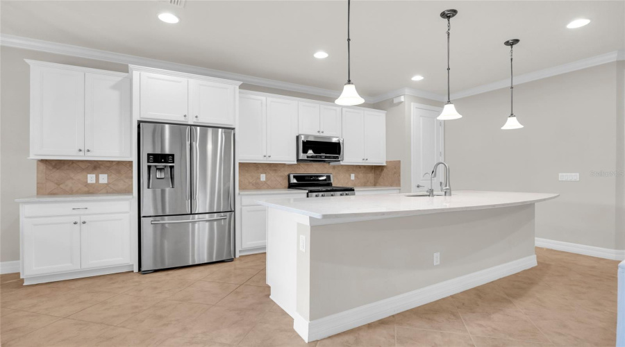 Orlando, Florida 32836, 3 Bedroom Bedrooms, ,3 Bathroombathrooms,Residential,For Sale,Berry Creek,0,Mfrr4912172