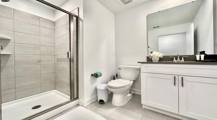 Kissimmee, Florida 34746, 5 Bedroom Bedrooms, ,4 Bathroombathrooms,Residential,For Sale,Reading,0,Mfrs5137489