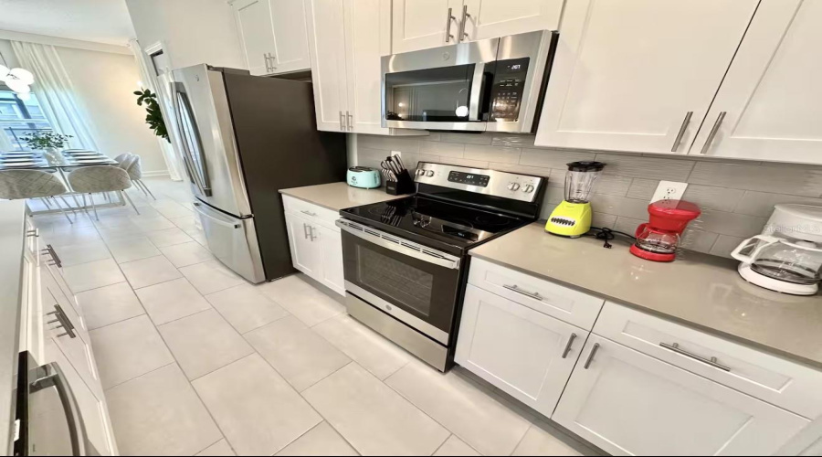 Kissimmee, Florida 34746, 5 Bedroom Bedrooms, ,4 Bathroombathrooms,Residential,For Sale,Reading,0,Mfrs5137489
