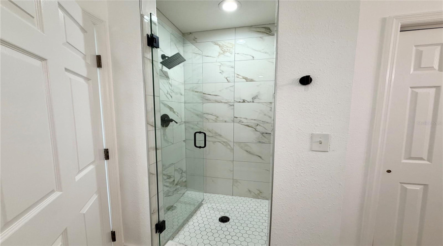 Orlando, Florida 32821, 2 Bedroom Bedrooms, ,2 Bathroombathrooms,Residential,For Sale,Worldquest,0,Mfro6433438