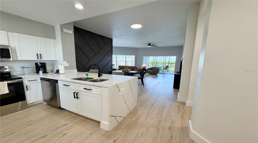 Orlando, Florida 32821, 2 Bedroom Bedrooms, ,2 Bathroombathrooms,Residential,For Sale,Worldquest,0,Mfro6433438