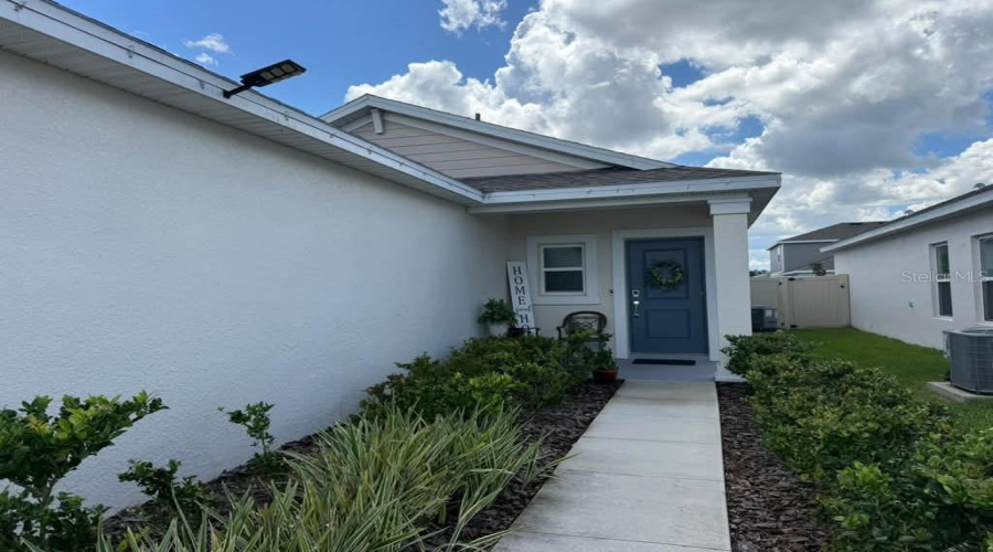 Kissimmee, Florida 34746, 3 Bedroom Bedrooms, ,2 Bathroombathrooms,Residential,For Sale,Pebbles Throw,0,Mfro6442596