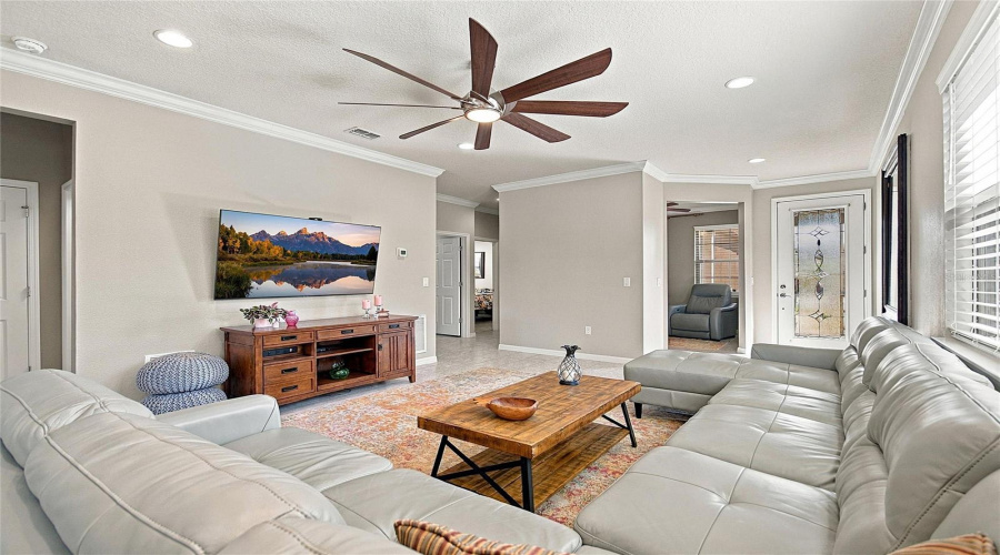 Davenport, Florida 33837, 2 Bedroom Bedrooms, ,2 Bathroombathrooms,Residential,For Sale,Tomelloso,0,Mfrs5159367