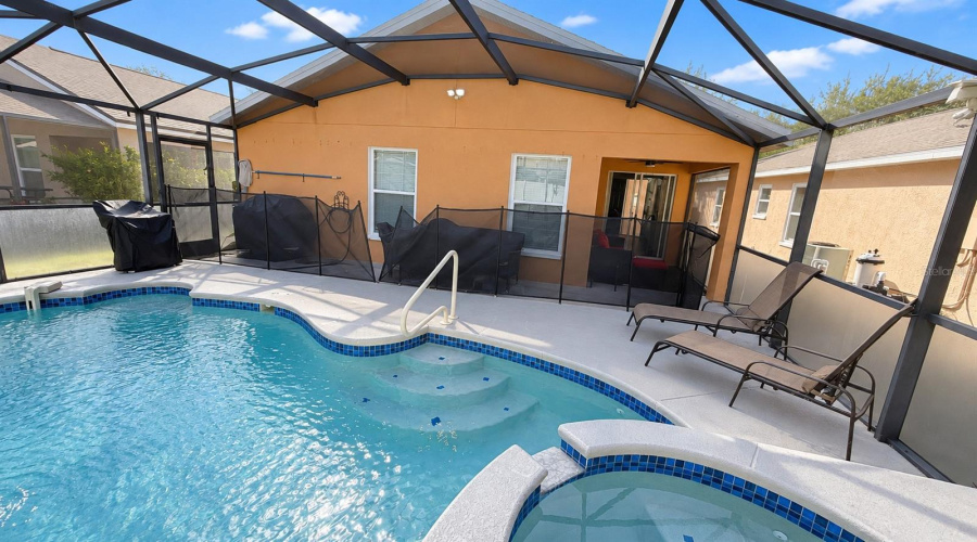 Davenport, Florida 33896, 4 Bedroom Bedrooms, ,3 Bathroombathrooms,Residential,For Sale,Scrub Jay,0,Mfrs5159465