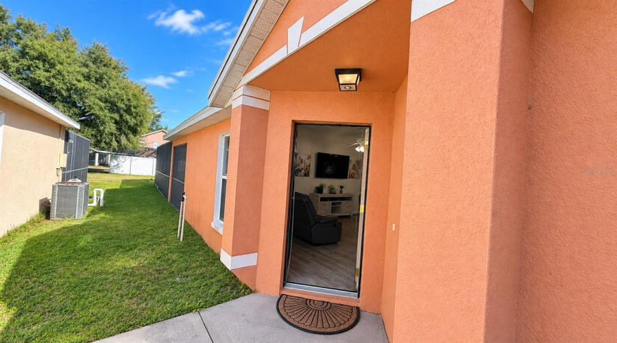 Davenport, Florida 33896, 4 Bedroom Bedrooms, ,3 Bathroombathrooms,Residential,For Sale,Scrub Jay,0,Mfrs5159465