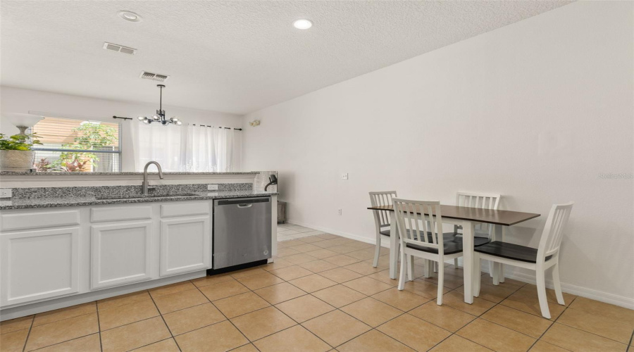 Kissimmee, Florida 34746, 3 Bedroom Bedrooms, ,3 Bathroombathrooms,Residential,For Sale,Paradise Cay,0,Mfrs5157718