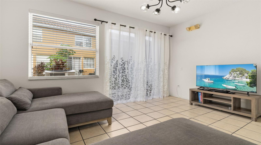 Kissimmee, Florida 34746, 3 Bedroom Bedrooms, ,3 Bathroombathrooms,Residential,For Sale,Paradise Cay,0,Mfrs5157718