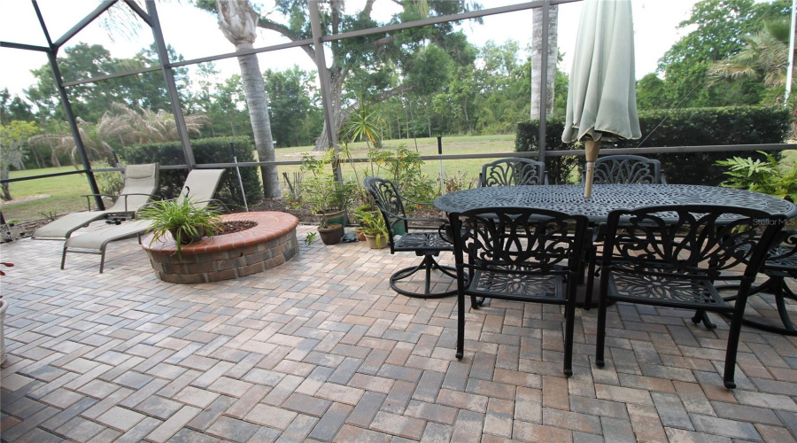 Davenport, Florida 33837, 3 Bedroom Bedrooms, ,2 Bathroombathrooms,Residential,For Sale,Lago,0,Mfrg5119215