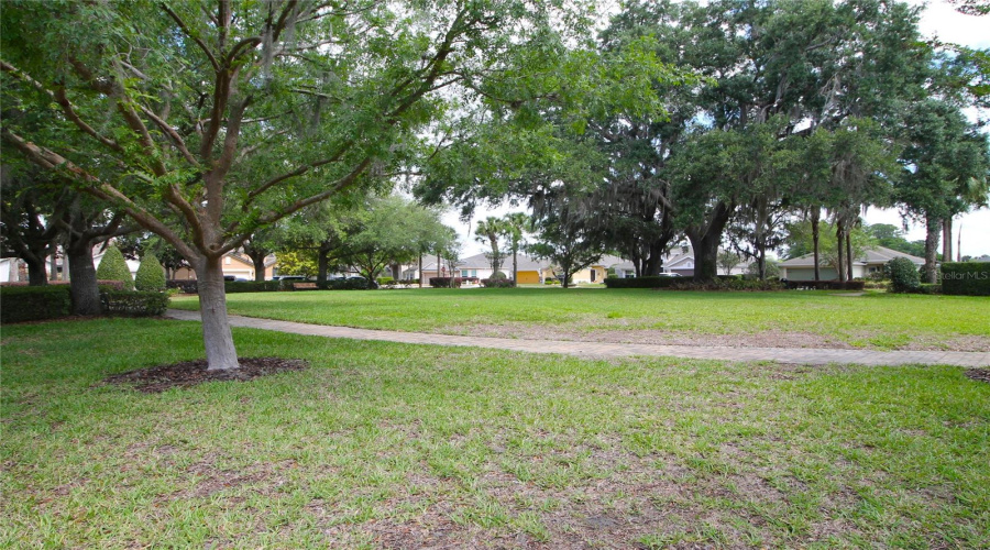 Davenport, Florida 33837, 3 Bedroom Bedrooms, ,2 Bathroombathrooms,Residential,For Sale,Lago,0,Mfrg5119215