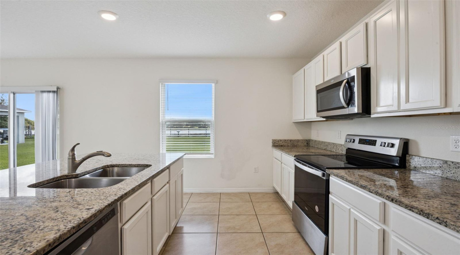 Davenport, Florida 33837, 4 Bedroom Bedrooms, ,2 Bathroombathrooms,Residential,For Sale,Fox,0,Mfro6446999