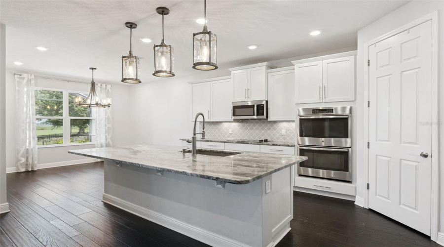 Kissimmee, Florida 34746, 5 Bedroom Bedrooms, ,4 Bathroombathrooms,Residential,For Sale,Gateway,0,Mfro6429063