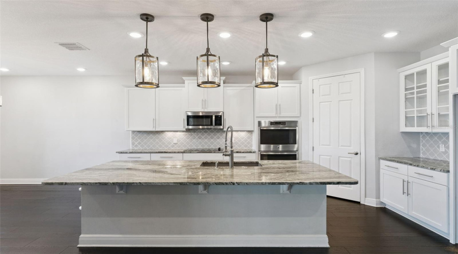 Kissimmee, Florida 34746, 5 Bedroom Bedrooms, ,4 Bathroombathrooms,Residential,For Sale,Gateway,0,Mfro6429063