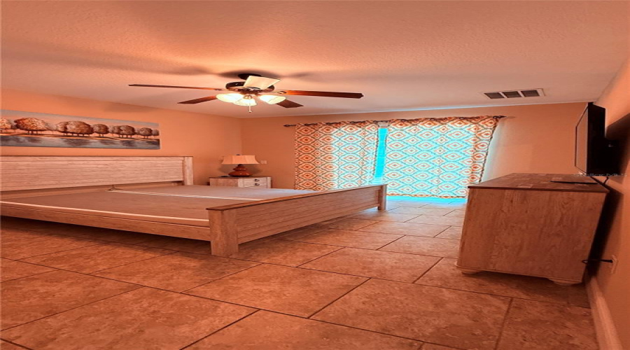 Davenport, Florida 33837, 6 Bedroom Bedrooms, ,4 Bathroombathrooms,Residential,For Sale,Oakbourne,0,Mfrs5159789
