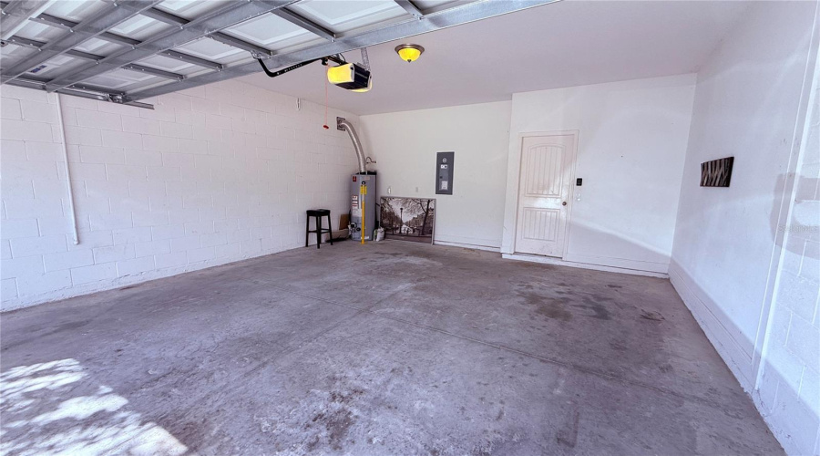 Davenport, Florida 33837, 6 Bedroom Bedrooms, ,4 Bathroombathrooms,Residential,For Sale,Oakbourne,0,Mfrs5159789