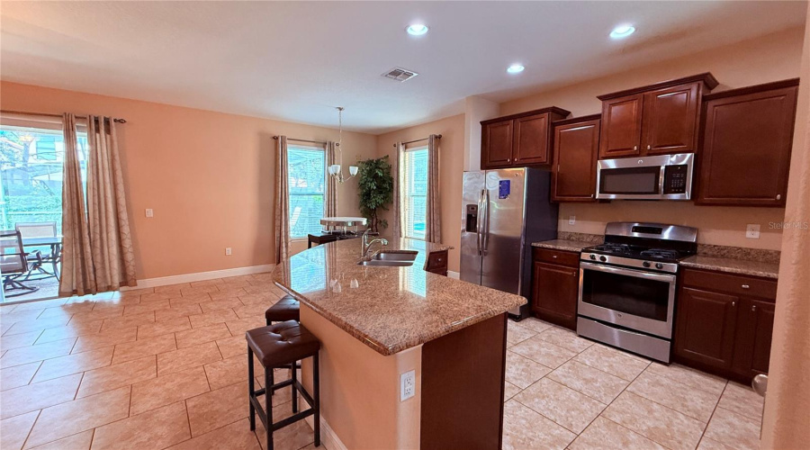Davenport, Florida 33837, 6 Bedroom Bedrooms, ,4 Bathroombathrooms,Residential,For Sale,Oakbourne,0,Mfrs5159789