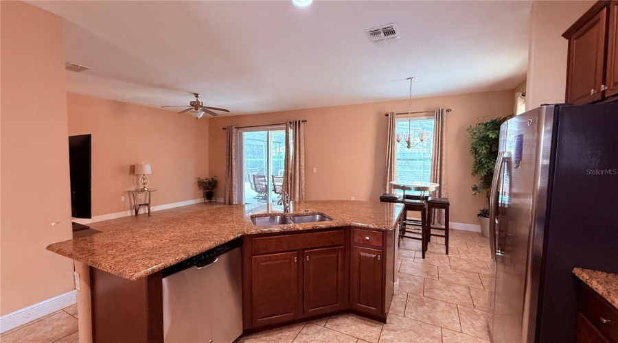 Davenport, Florida 33837, 6 Bedroom Bedrooms, ,4 Bathroombathrooms,Residential,For Sale,Oakbourne,0,Mfrs5159789