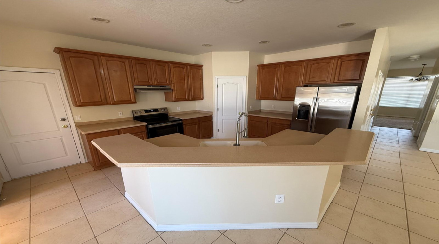 Kissimmee, Florida 34746, 4 Bedroom Bedrooms, ,3 Bathroombathrooms,Residential,For Sale,Marshfield Preserve,0,Mfro6381743