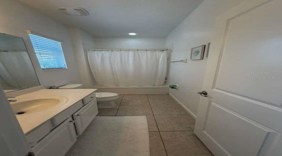Kissimmee, Florida 34746, 6 Bedroom Bedrooms, ,6 Bathroombathrooms,Residential,For Sale,Monado,0,Mfro6398119