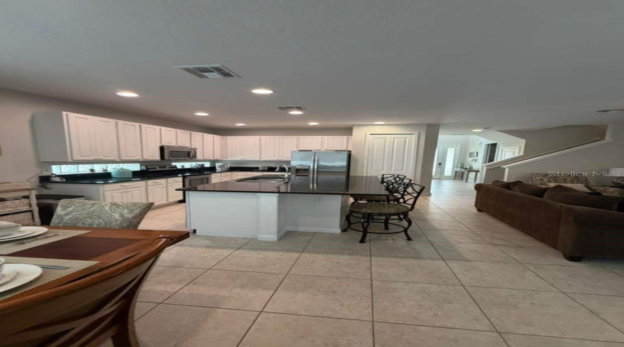 Kissimmee, Florida 34746, 6 Bedroom Bedrooms, ,6 Bathroombathrooms,Residential,For Sale,Monado,0,Mfro6398119