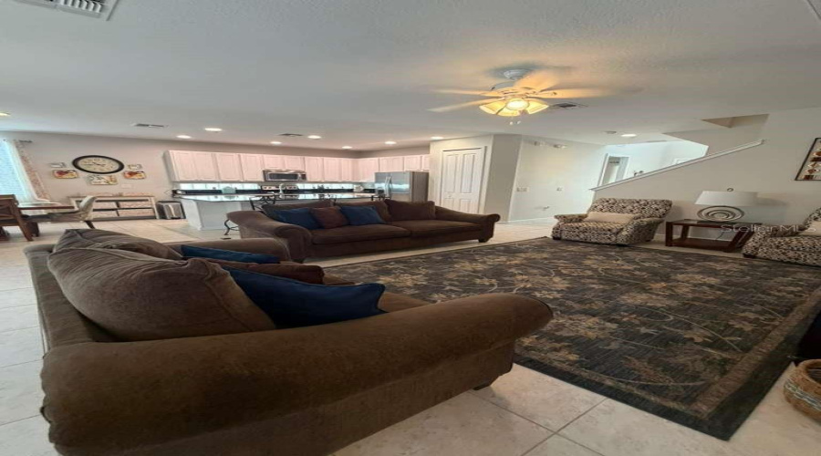 Kissimmee, Florida 34746, 6 Bedroom Bedrooms, ,6 Bathroombathrooms,Residential,For Sale,Monado,0,Mfro6398119