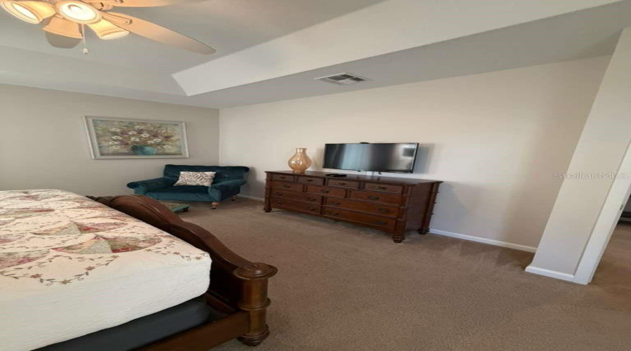 Kissimmee, Florida 34746, 6 Bedroom Bedrooms, ,6 Bathroombathrooms,Residential,For Sale,Monado,0,Mfro6398119