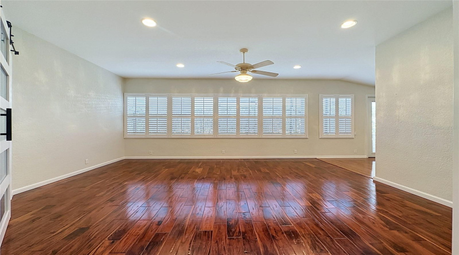 Davenport, Florida 33837, 2 Bedroom Bedrooms, ,2 Bathroombathrooms,Residential,For Sale,Playa Dr,0,Mfrs5158900
