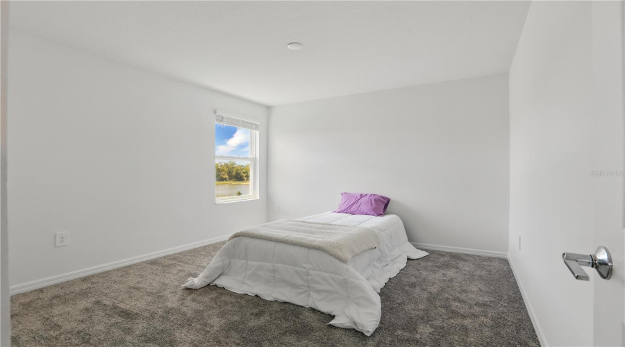 Kissimmee, Florida 34746, 5 Bedroom Bedrooms, ,2 Bathroombathrooms,Residential,For Sale,Pebbles Throw,0,Mfro6443461