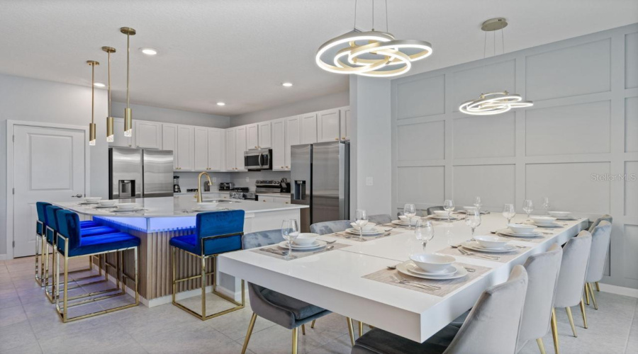 Kissimmee, Florida 34746, 8 Bedroom Bedrooms, ,5 Bathroombathrooms,Residential,For Sale,Monado,0,Mfro6432558