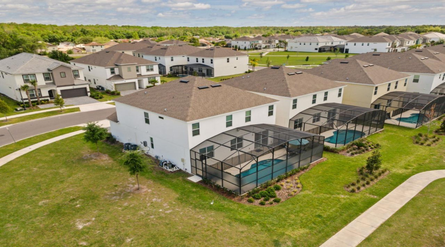 Kissimmee, Florida 34746, 8 Bedroom Bedrooms, ,5 Bathroombathrooms,Residential,For Sale,Monado,0,Mfro6432558