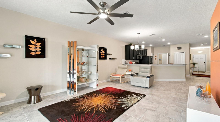 Davenport, Florida 33896, 2 Bedroom Bedrooms, ,2 Bathroombathrooms,Residential,For Sale,Quaker Ridge,0,Mfra4709328
