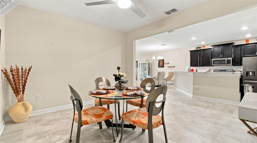Davenport, Florida 33896, 2 Bedroom Bedrooms, ,2 Bathroombathrooms,Residential,For Sale,Quaker Ridge,0,Mfra4709328