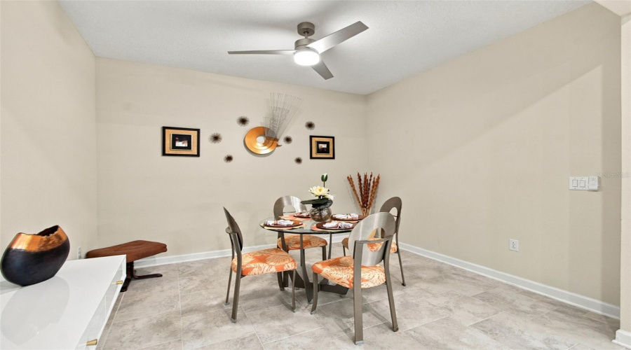 Davenport, Florida 33896, 2 Bedroom Bedrooms, ,2 Bathroombathrooms,Residential,For Sale,Quaker Ridge,0,Mfra4709328