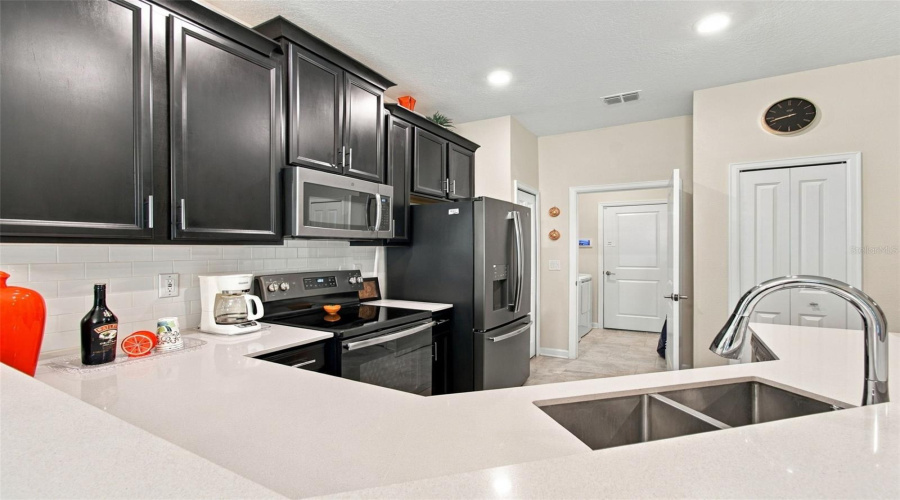 Davenport, Florida 33896, 2 Bedroom Bedrooms, ,2 Bathroombathrooms,Residential,For Sale,Quaker Ridge,0,Mfra4709328