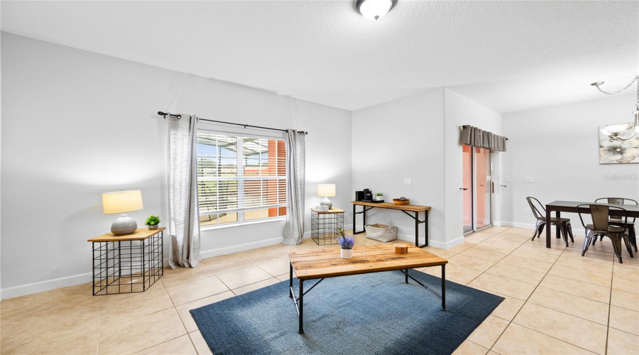 Kissimmee, Florida 34747, 4 Bedroom Bedrooms, ,3 Bathroombathrooms,Residential,For Sale,Beach Palm,0,Mfro6451011