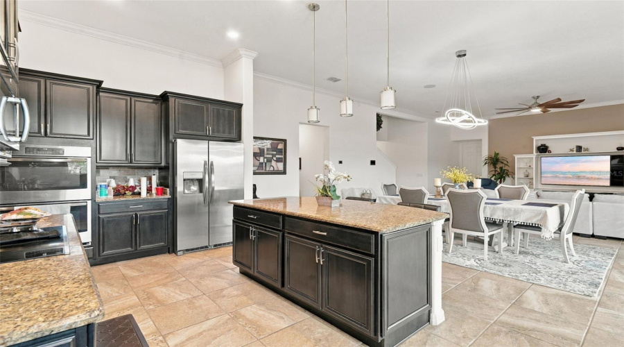 Kissimmee, Florida 34746, 4 Bedroom Bedrooms, ,3 Bathroombathrooms,Residential,For Sale,Silver Fin,0,Mfrv4951512