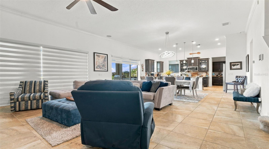 Kissimmee, Florida 34746, 4 Bedroom Bedrooms, ,3 Bathroombathrooms,Residential,For Sale,Silver Fin,0,Mfrv4951512