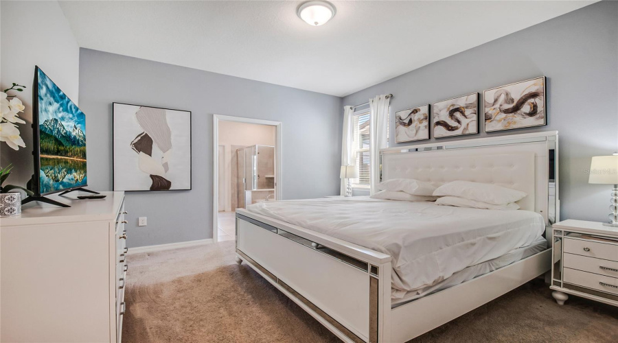 Davenport, Florida 33837, 7 Bedroom Bedrooms, ,4 Bathroombathrooms,Residential,For Sale,Oakmoss,0,Mfrs5159509
