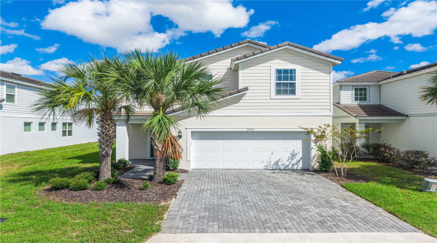 Davenport, Florida 33837, 7 Bedroom Bedrooms, ,4 Bathroombathrooms,Residential,For Sale,Oakmoss,0,Mfrs5159509