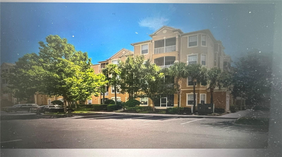 Kissimmee, Florida 34747, 3 Bedroom Bedrooms, ,2 Bathroombathrooms,Residential,For Sale,Almaton,0,Mfrs5158775