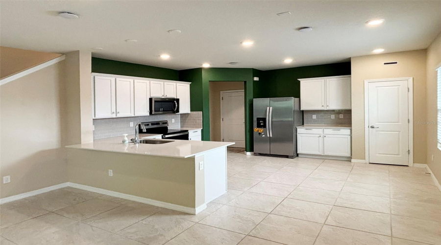 Kissimmee, Florida 34746, 3 Bedroom Bedrooms, ,2 Bathroombathrooms,Residential,For Sale,Sparkling Shell Ave,0,Mfrs5153606