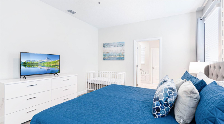 Davenport, Florida 33896, 10 Bedroom Bedrooms, ,5 Bathroombathrooms,Residential,For Sale,Drop,0,Mfro6451055