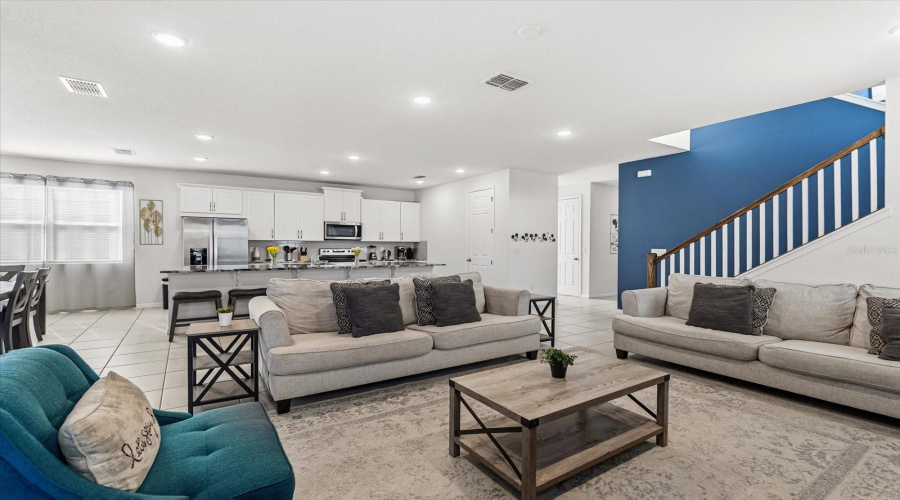 Kissimmee, Florida 34747, 6 Bedroom Bedrooms, ,4 Bathroombathrooms,Residential,For Sale,Tropical Palms,0,Mfro6450986