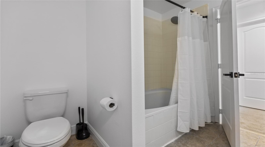 Davenport, Florida 33896, 3 Bedroom Bedrooms, ,2 Bathroombathrooms,Residential,For Sale,Roseville,0,Mfrs5159657